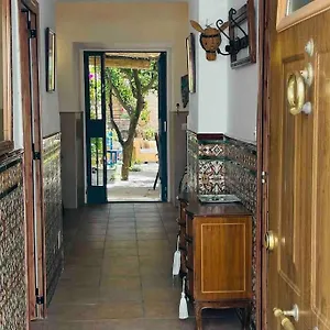 Charming 4 Bedroom Village With Patio , Mijas España